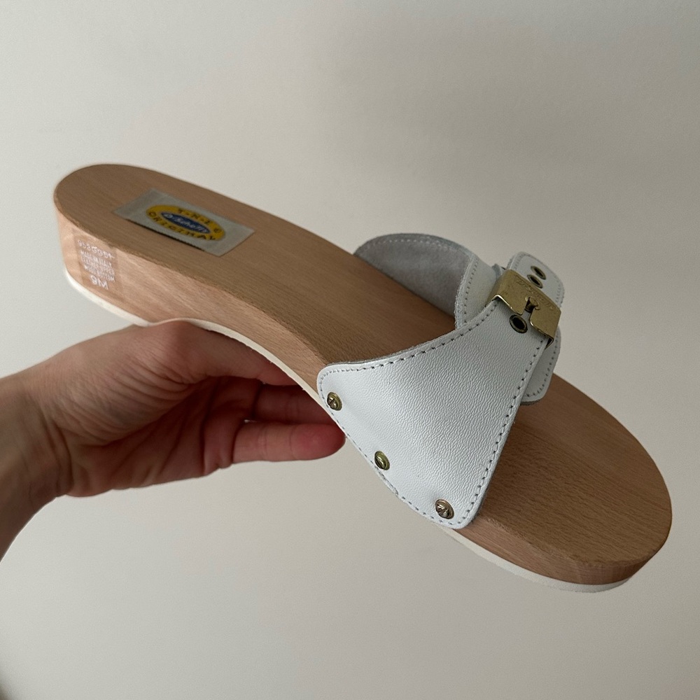 Like new— Dr. Scholl's White Slides Clogs Sandals